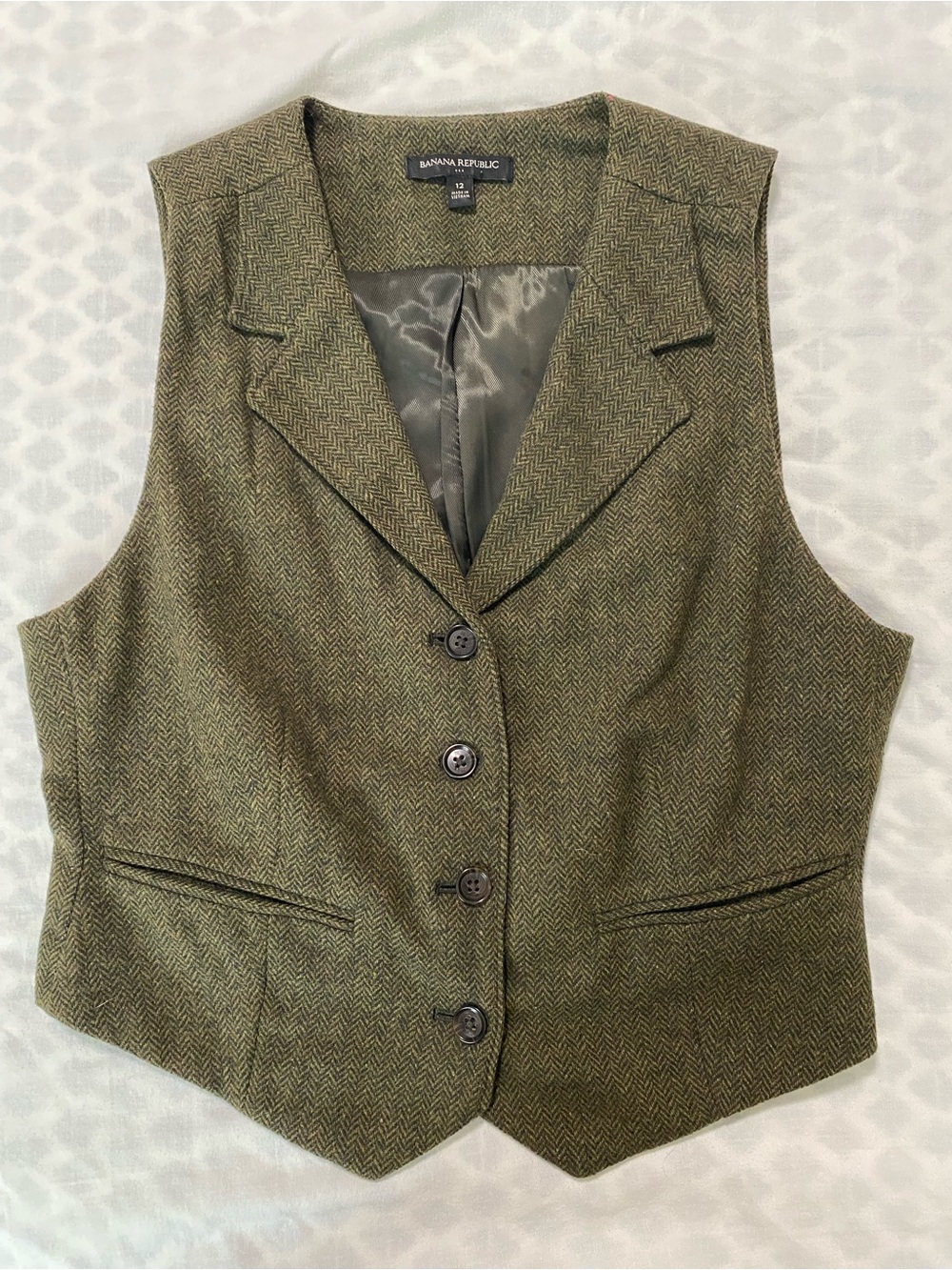 Banana Republic Olive Green Herringbone Wool Suiting Vest Size 12 Dark Academia